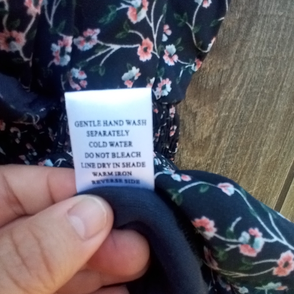 OSCAR -ST Dress Womens Size S Black Floral Print Ruched Midi Dress Sleeveless - Picture 5 of 8